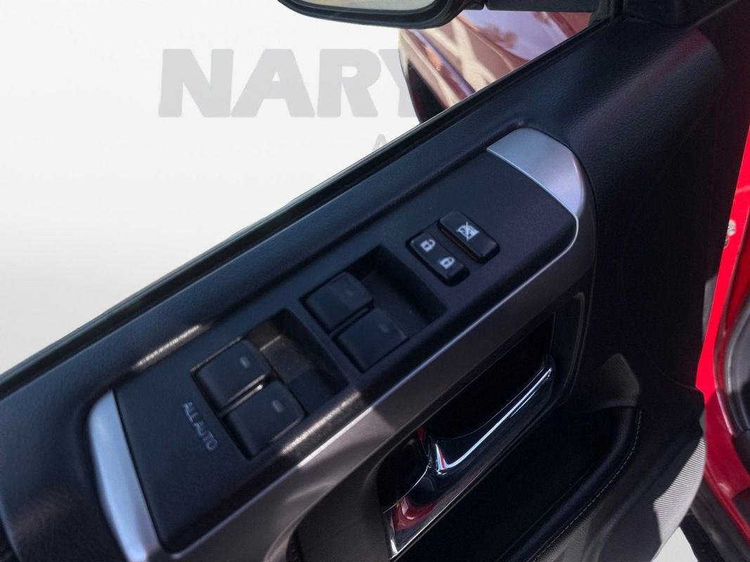 Used 2017 Toyota 4Runner SR5 image 9