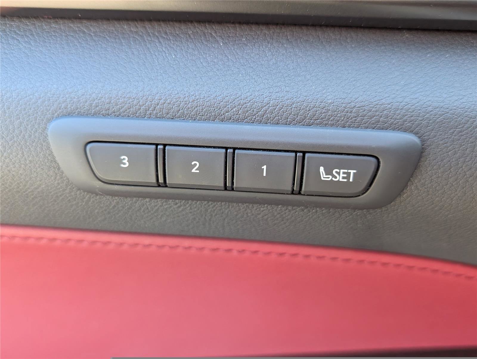 Used 2024 Lexus NX 450h+ AWD w/ Luxury Package image 21