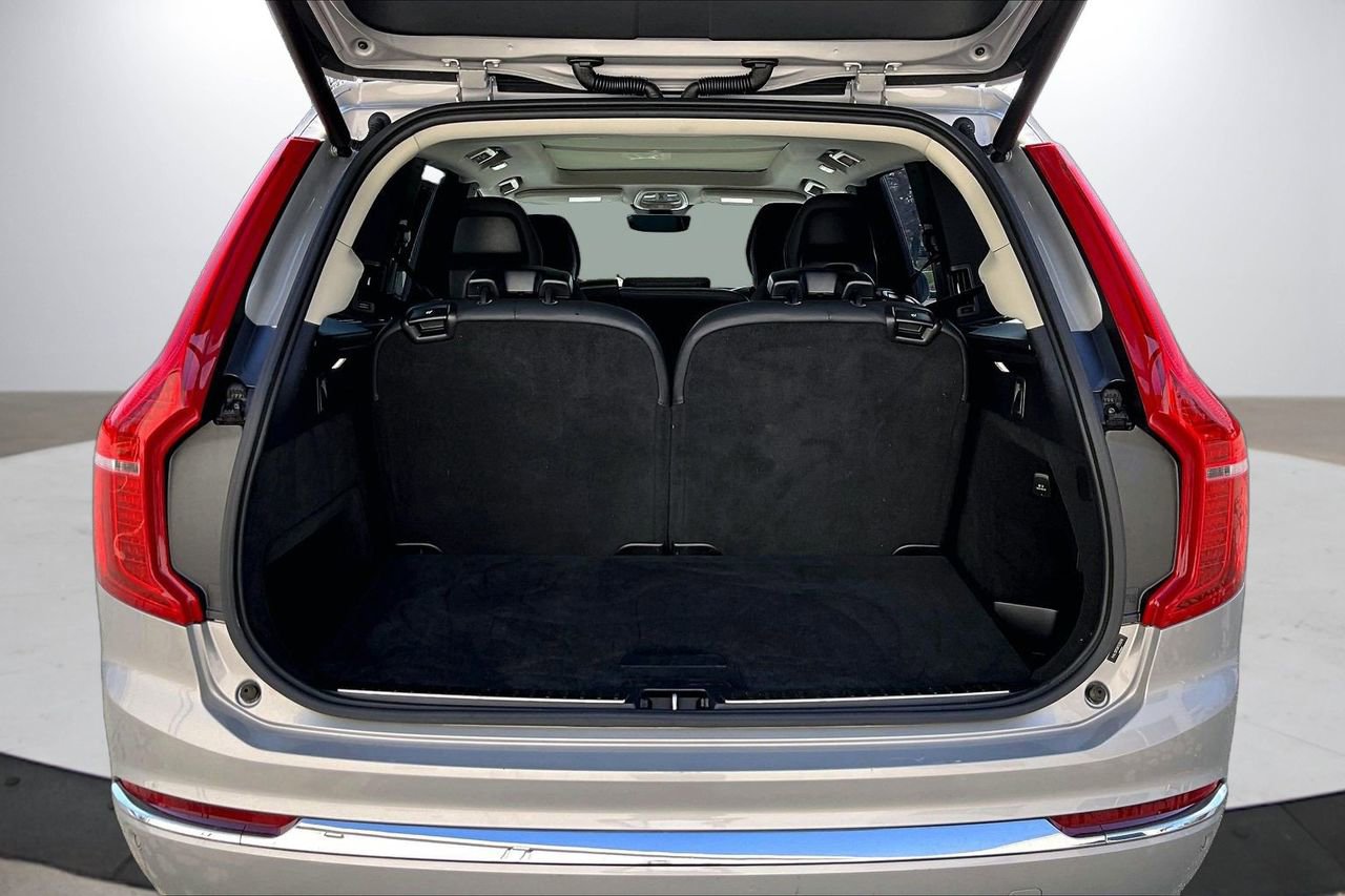 Used 2024 Volvo XC90 B5 Plus image 26