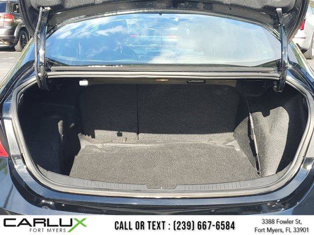 Used 2020 Chevrolet Malibu LT w/ Leather Package FWD image 12