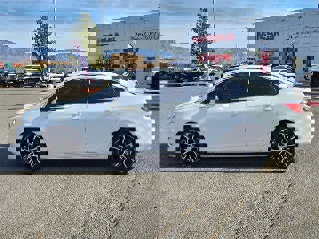 Used 2017 Buick Verano Sport Touring image 7