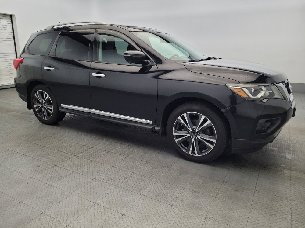 Used 2017 Nissan Pathfinder Platinum w/ Family Entertainment Package AWD/4WD image 11