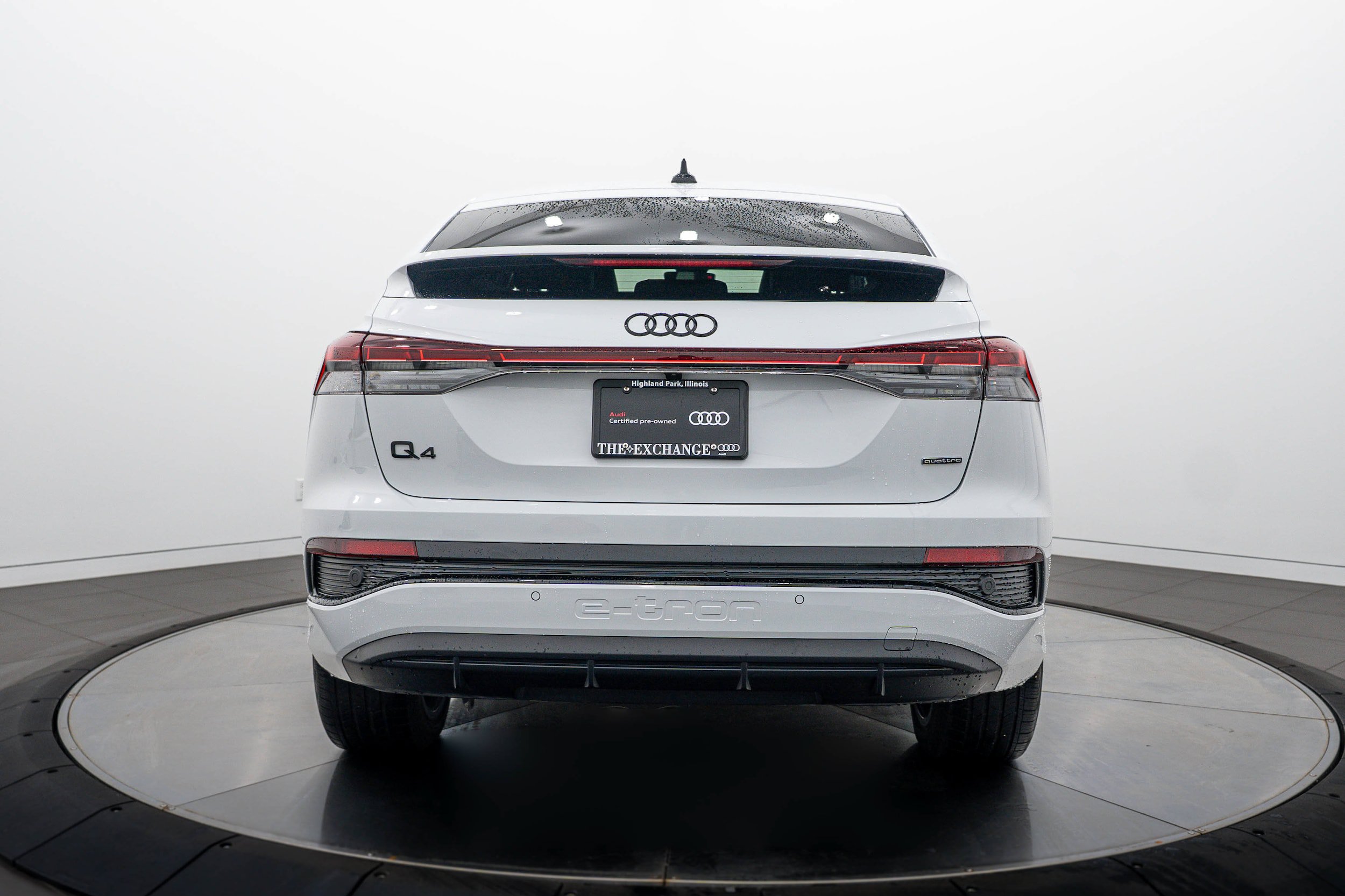 Certified 2023 Audi Q4 e-tron Premium Plus w/ Premium Plus AWD/4WD image 19
