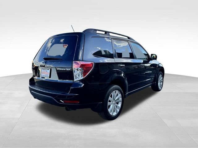 Used 2011 Subaru Forester 2.5X Limited AWD/4WD image 5