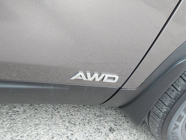 Used 2020 Kia Sorento LX AWD/4WD image 11