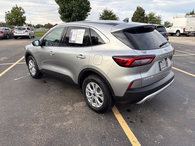 Used 2023 Ford Escape Active AWD/4WD image 12