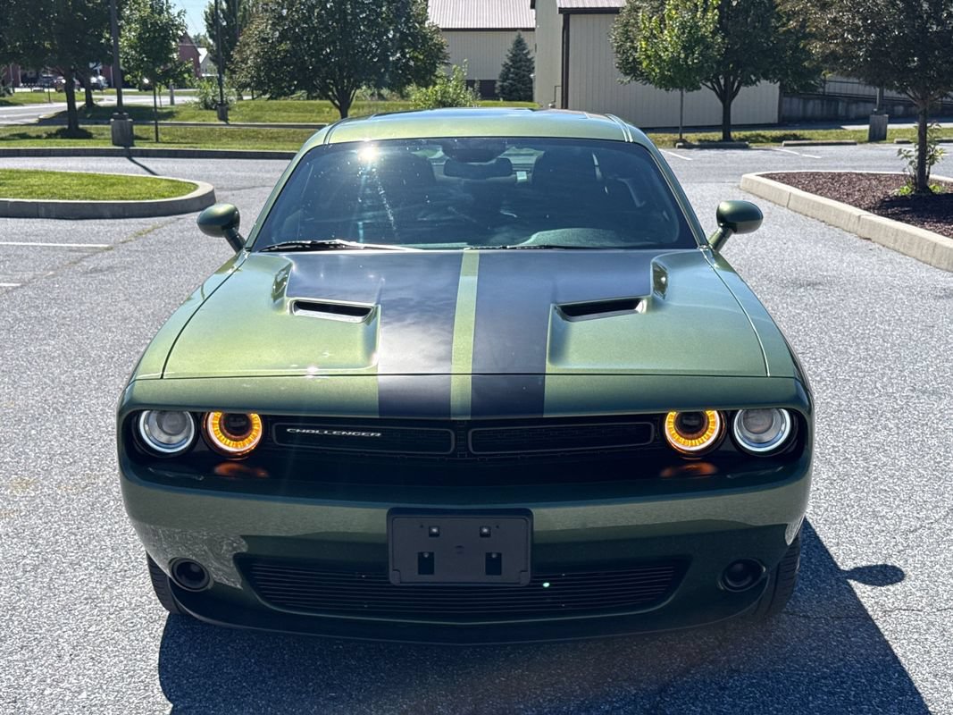 Used 2023 Dodge Challenger SXT AWD/4WD image 3