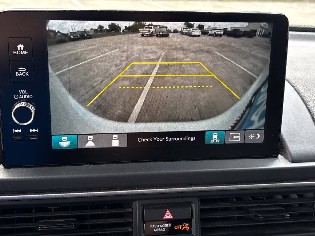 Used 2025 Honda Pilot Touring image 22