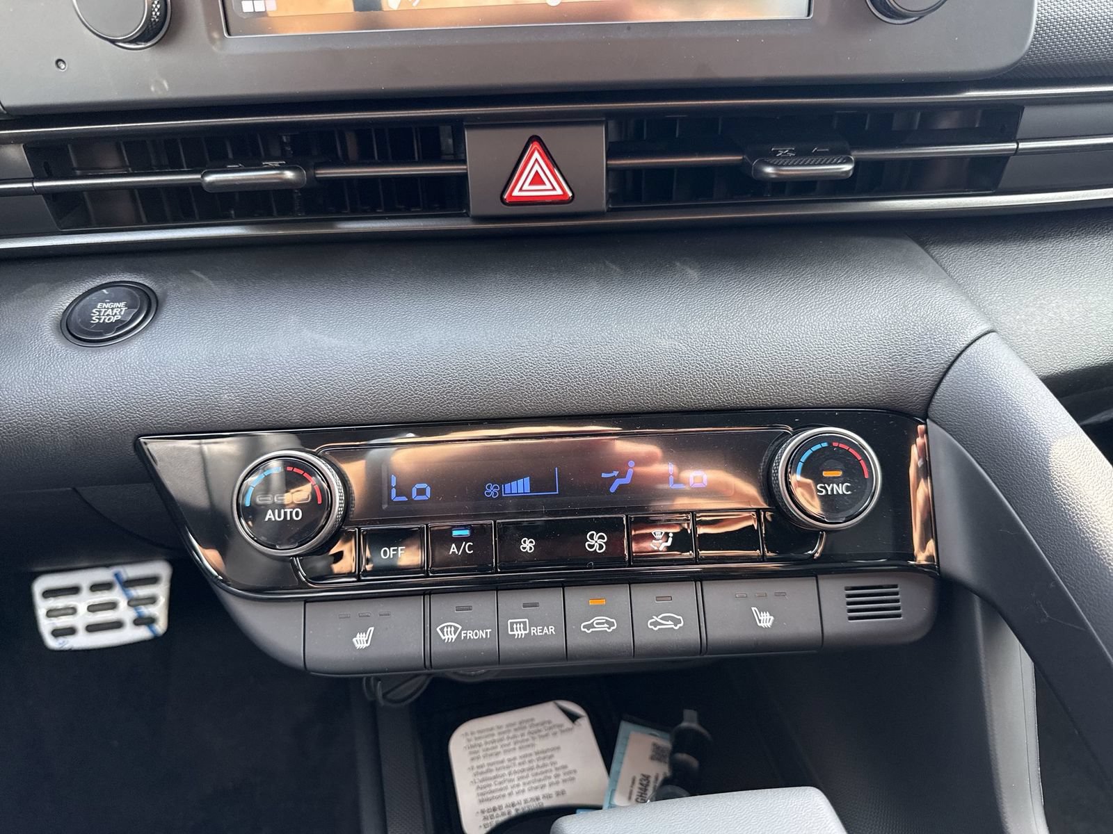 New 2026 Hyundai Elantra SEL Sport FWD image 19