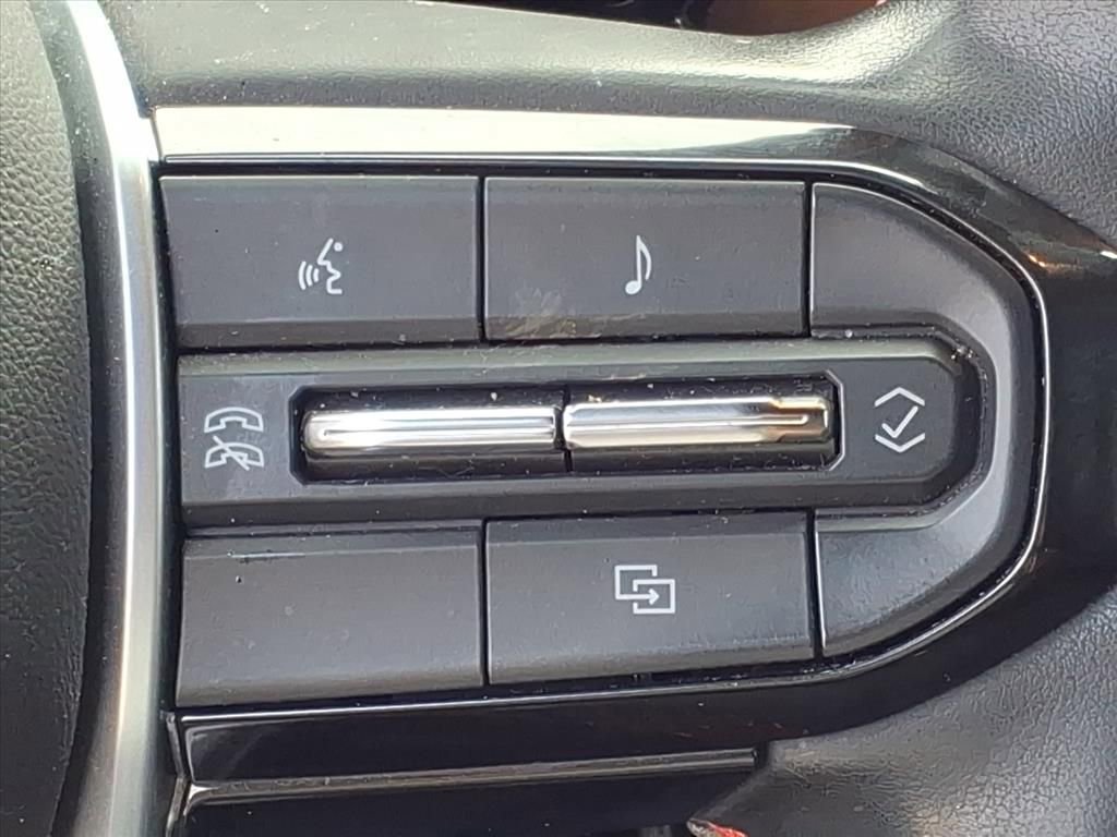 Used 2023 Chevrolet Colorado Z71 w/ Z71 Convenience Package 2 image 19