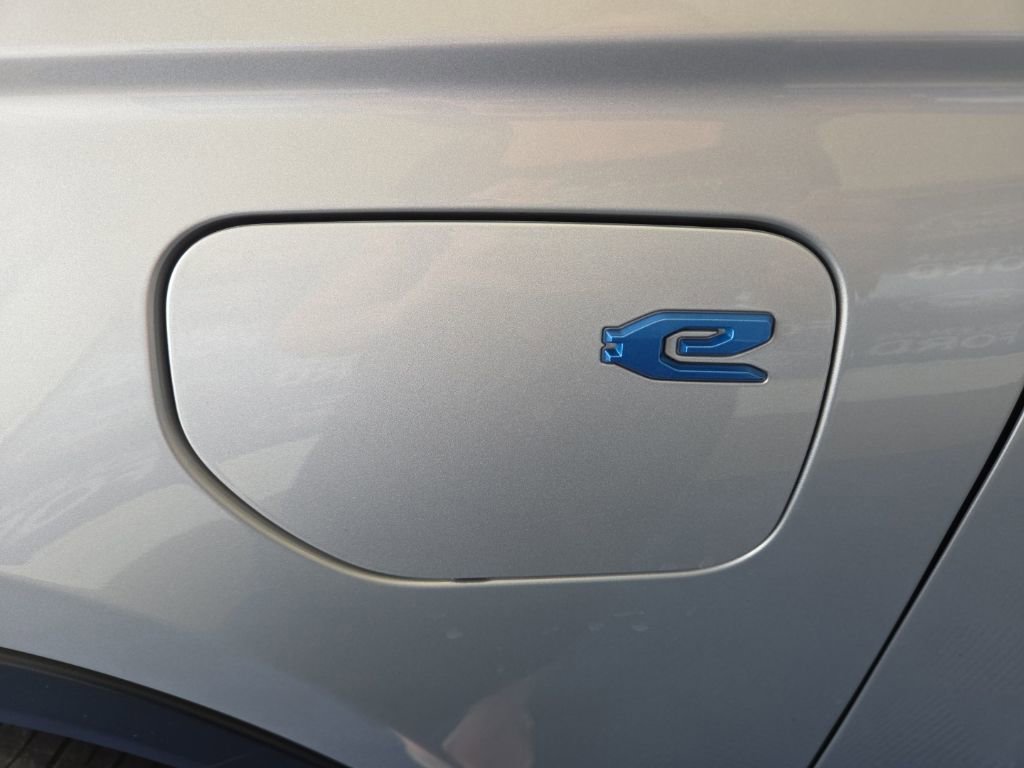 Used 2022 Jeep Grand Cherokee Limited 4xe image 9