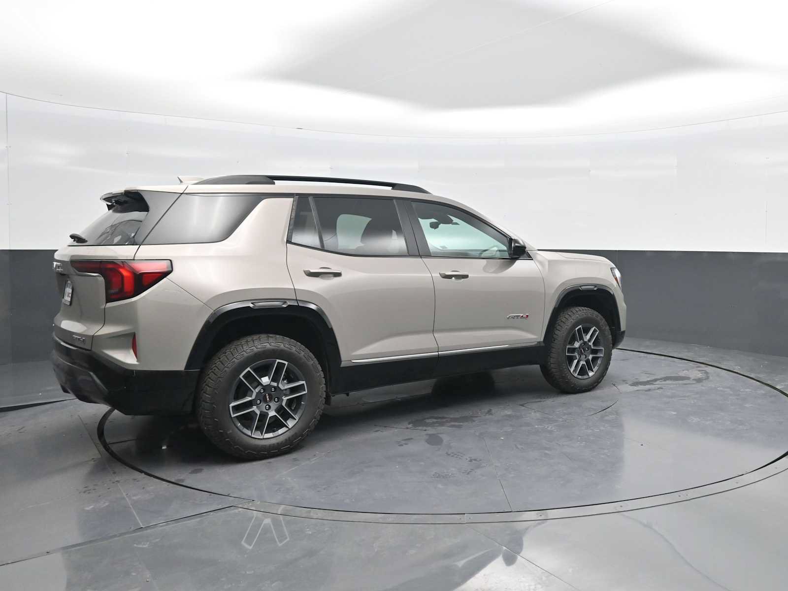 New 2026 GMC Terrain AT4 w/ Technology Package II AWD/4WD image 8