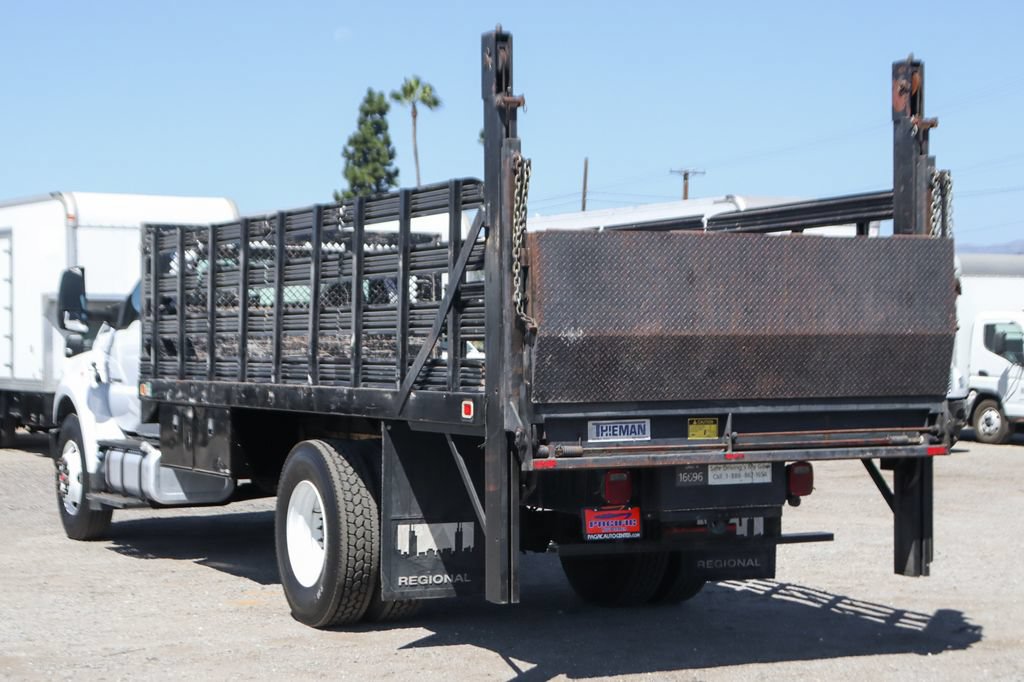 Used 2017 Ford F750 2WD Regular Cab Super Duty image 6