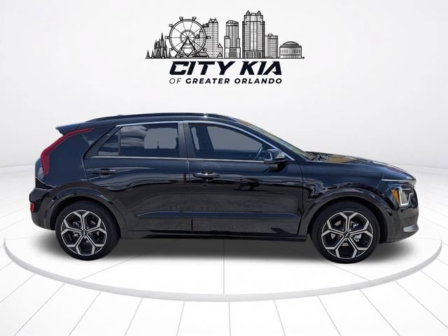 Used 2025 Kia Niro EX Touring FWD image 6