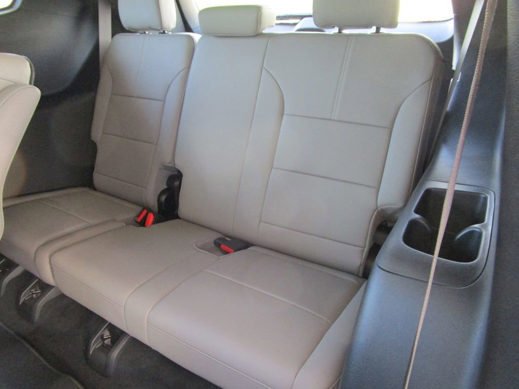 New 2026 GMC Acadia Elevation image 17