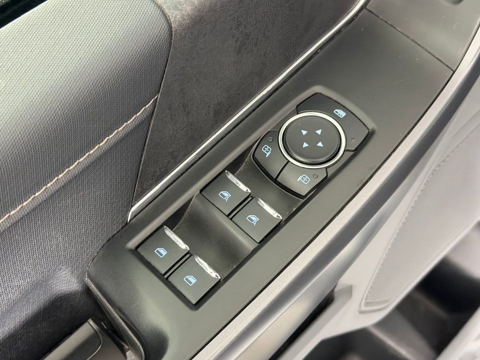 Used 2025 Ford F150 XLT w/ Equipment Group 301A Standard image 11