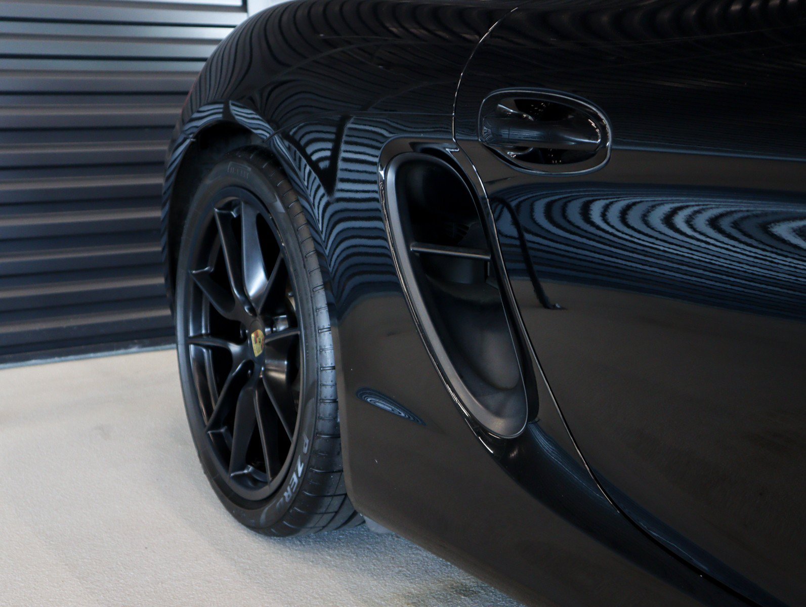 Certified 2016 Porsche Cayman RWD image 21