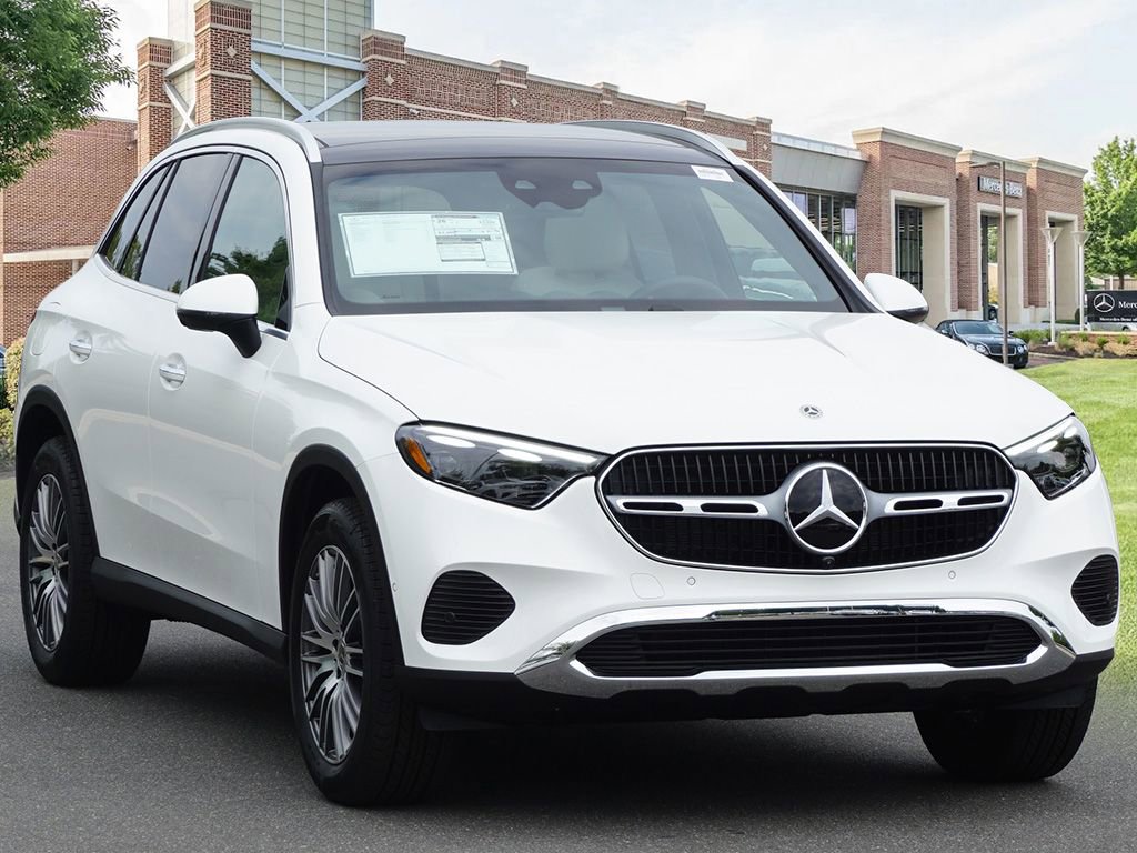 New 2026 Mercedes-Benz GLC 300 4MATIC image 3