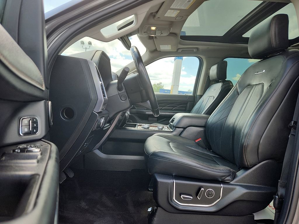 Used 2018 Ford Expedition Max Platinum AWD/4WD image 9