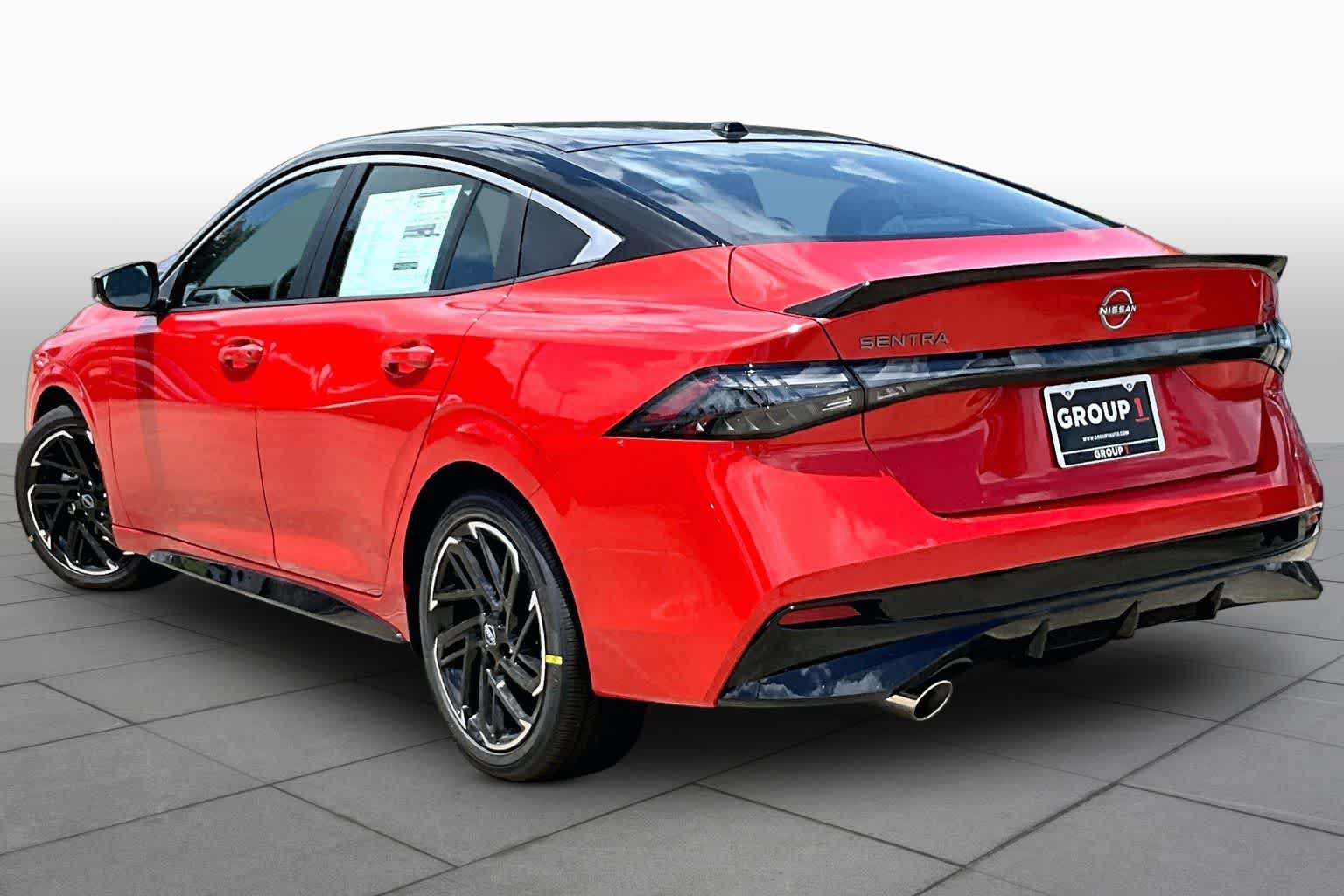 New 2026 Nissan Sentra SR w/ Floor Mat Package FWD image 7