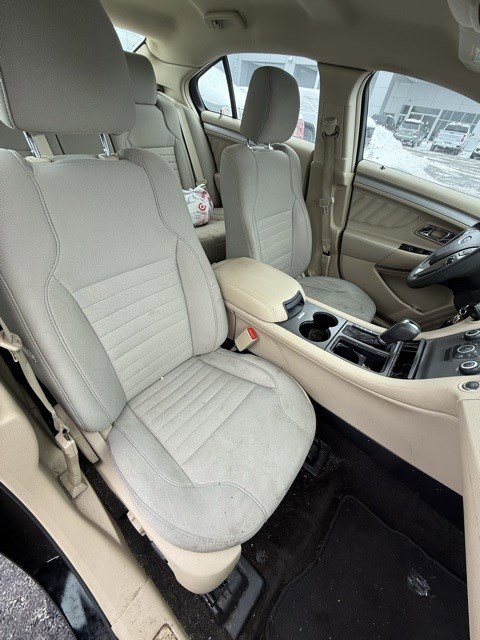 Used 2018 Ford Taurus SE image 21