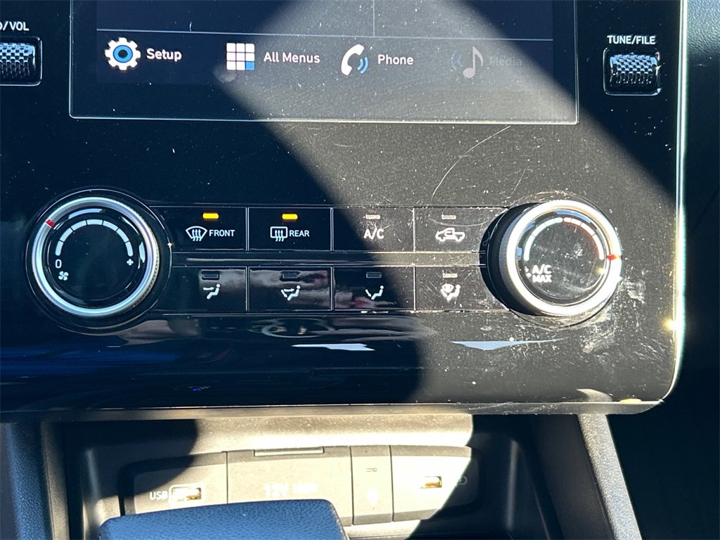 Used 2023 Hyundai Santa Cruz SEL w/ Activity Package image 16