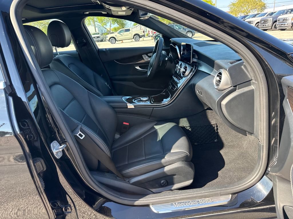 Used 2020 Mercedes-Benz C 300 Sedan image 25
