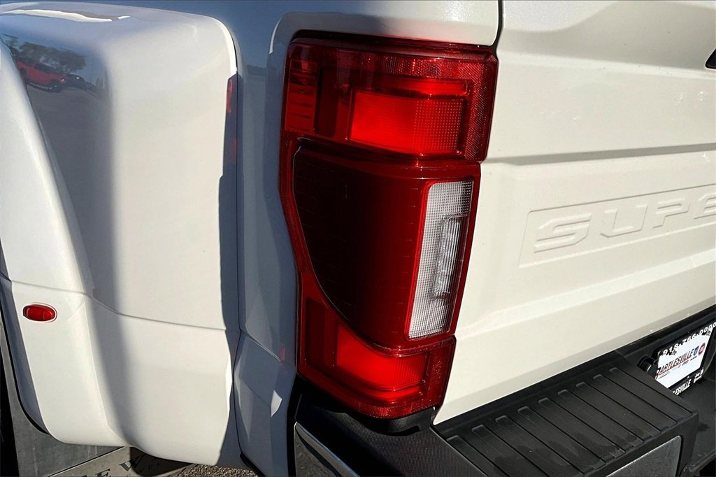 Used 2022 Ford F350 Lariat w/ Lariat Ultimate Package image 26