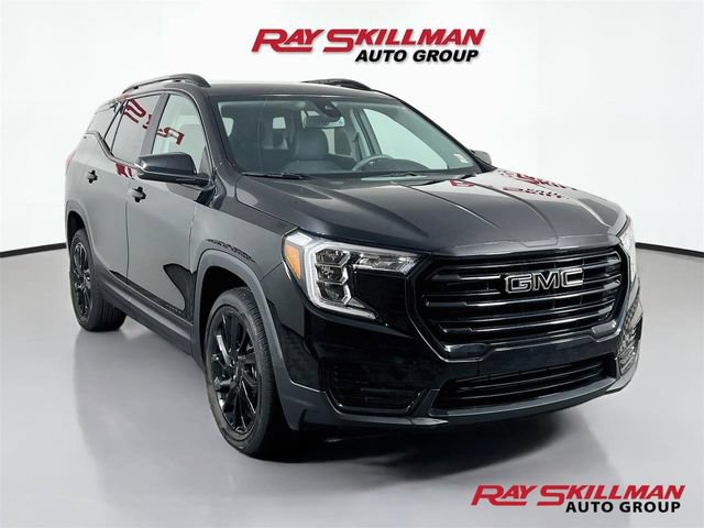 Used 2023 GMC Terrain SLE w/ Driver Convenience Package