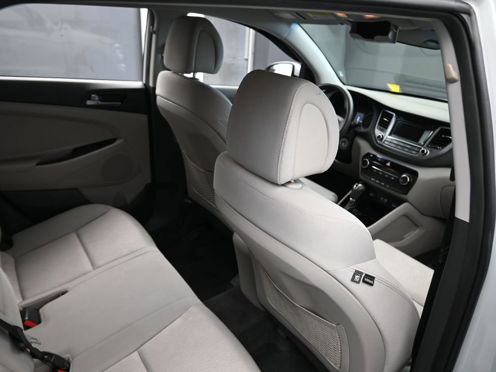 Used 2017 Hyundai Tucson SE image 39