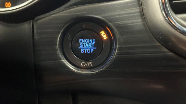 Used 2019 Jeep Grand Cherokee Laredo image 22