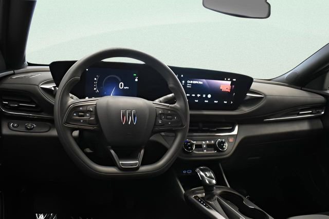 Used 2025 Buick Envista Preferred image 25
