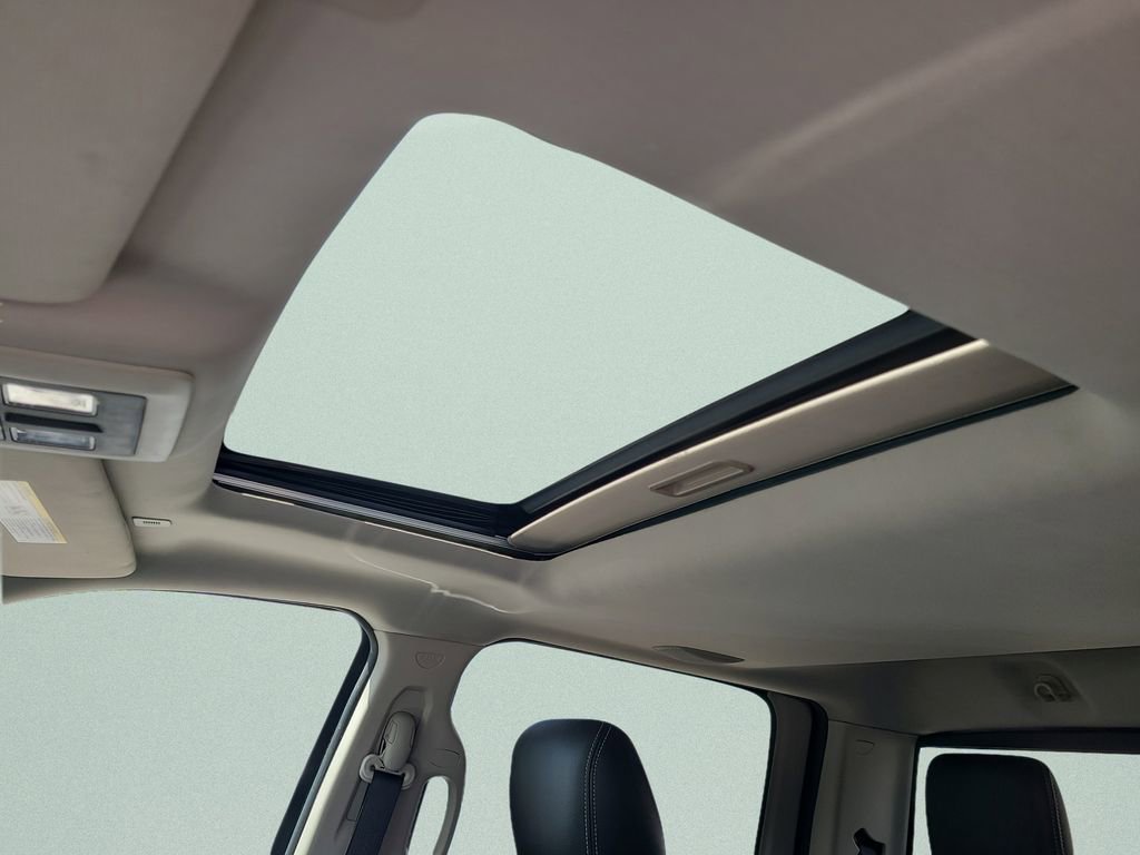 Used 2017 RAM 1500 Laramie w/ Convenience Group image 28