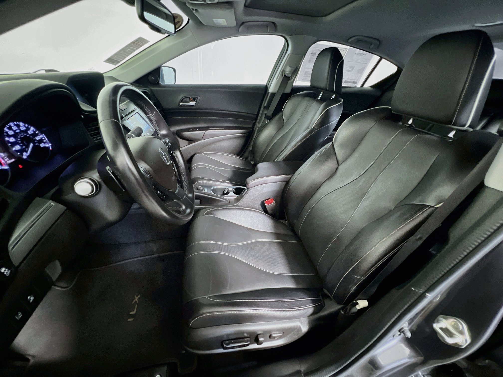 Used 2019 Acura ILX w/ Premium Package FWD image 14