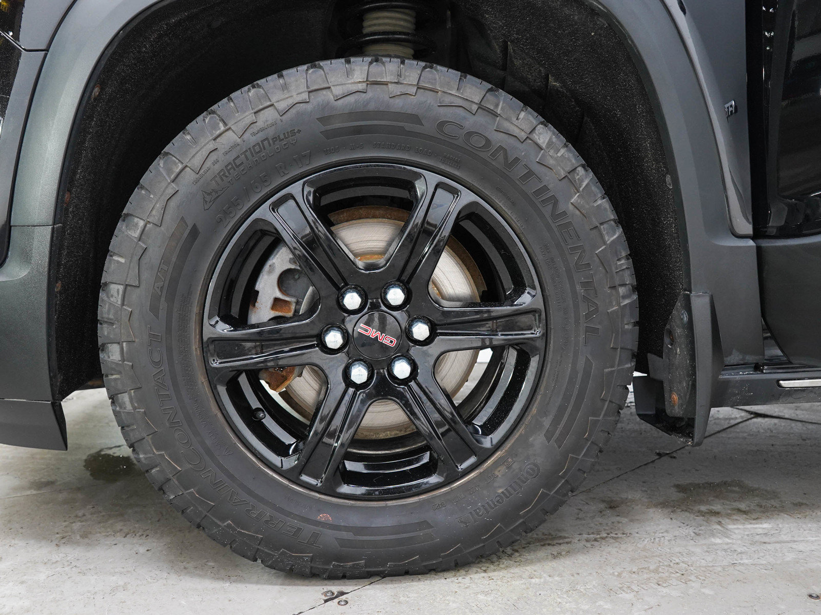 Used 2023 GMC Acadia AT4 w/ GMC Pro Grade Package AWD/4WD image 33