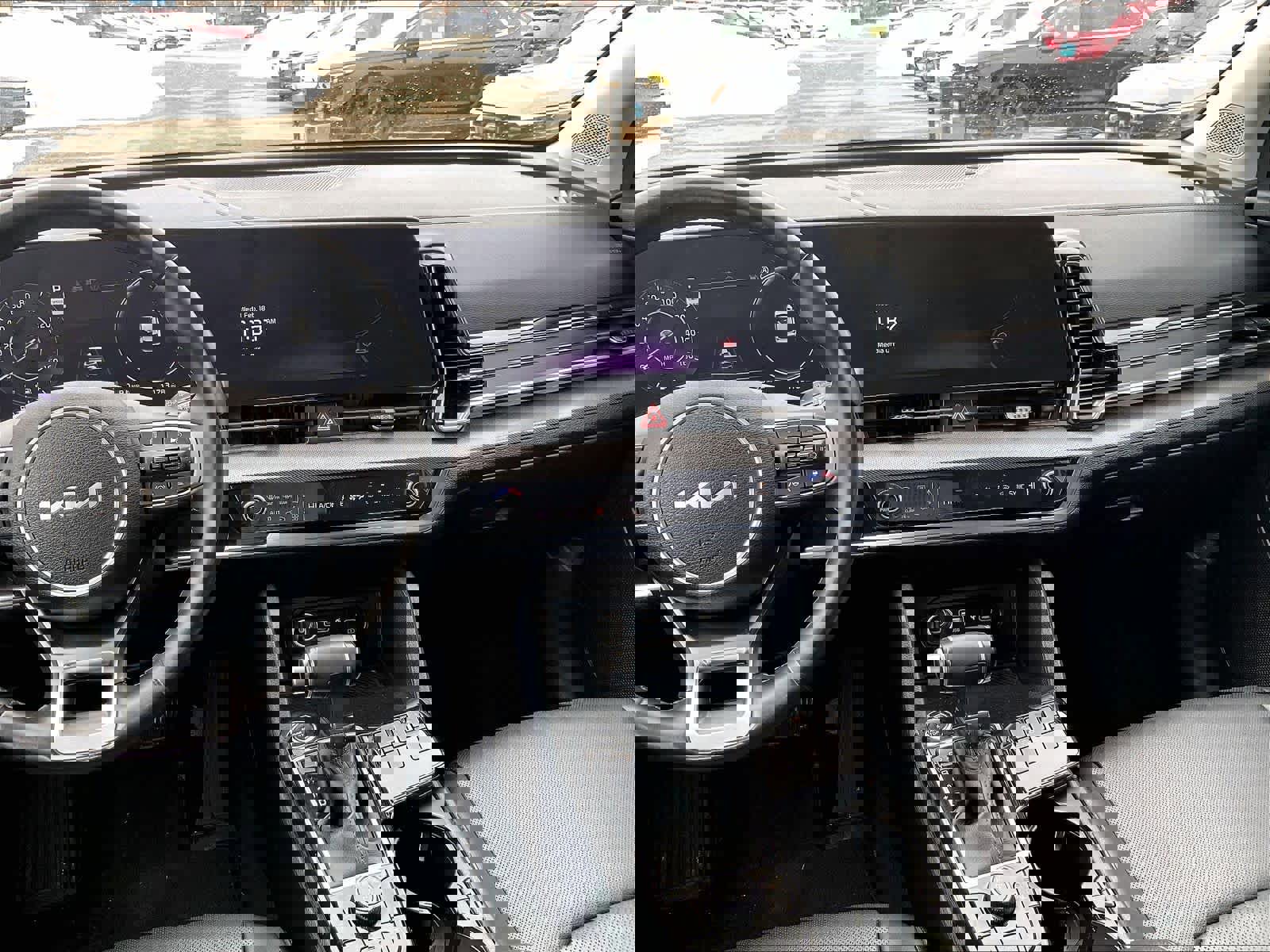 Used 2023 Kia Sportage SX image 19