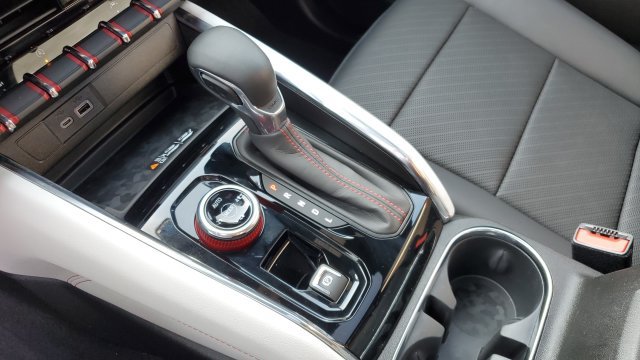 Used 2024 GMC Canyon AT4X AWD/4WD image 15