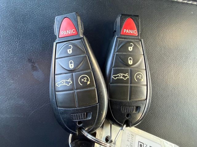 Used 2014 Dodge Challenger R/T Plus image 31