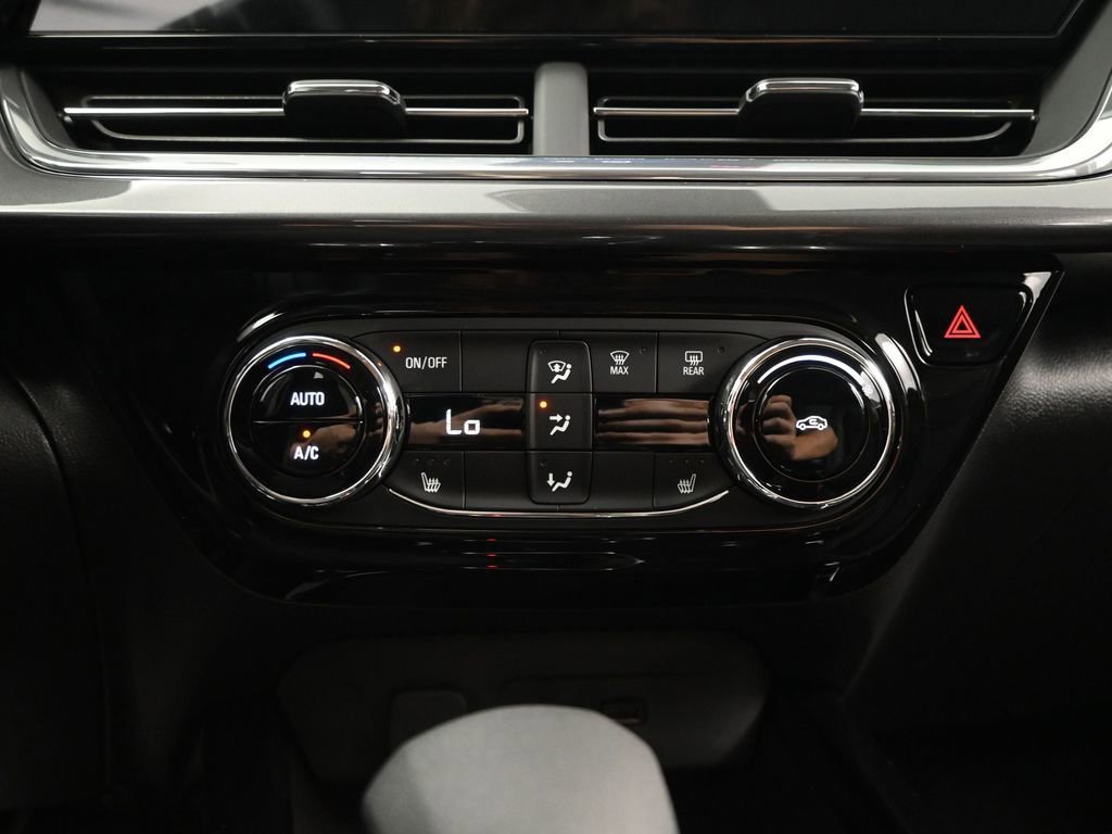 Used 2026 Chevrolet Trax ACTIV w/ Driver Confidence Package image 19