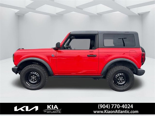 Used 2023 Ford Bronco Black Diamond image 3