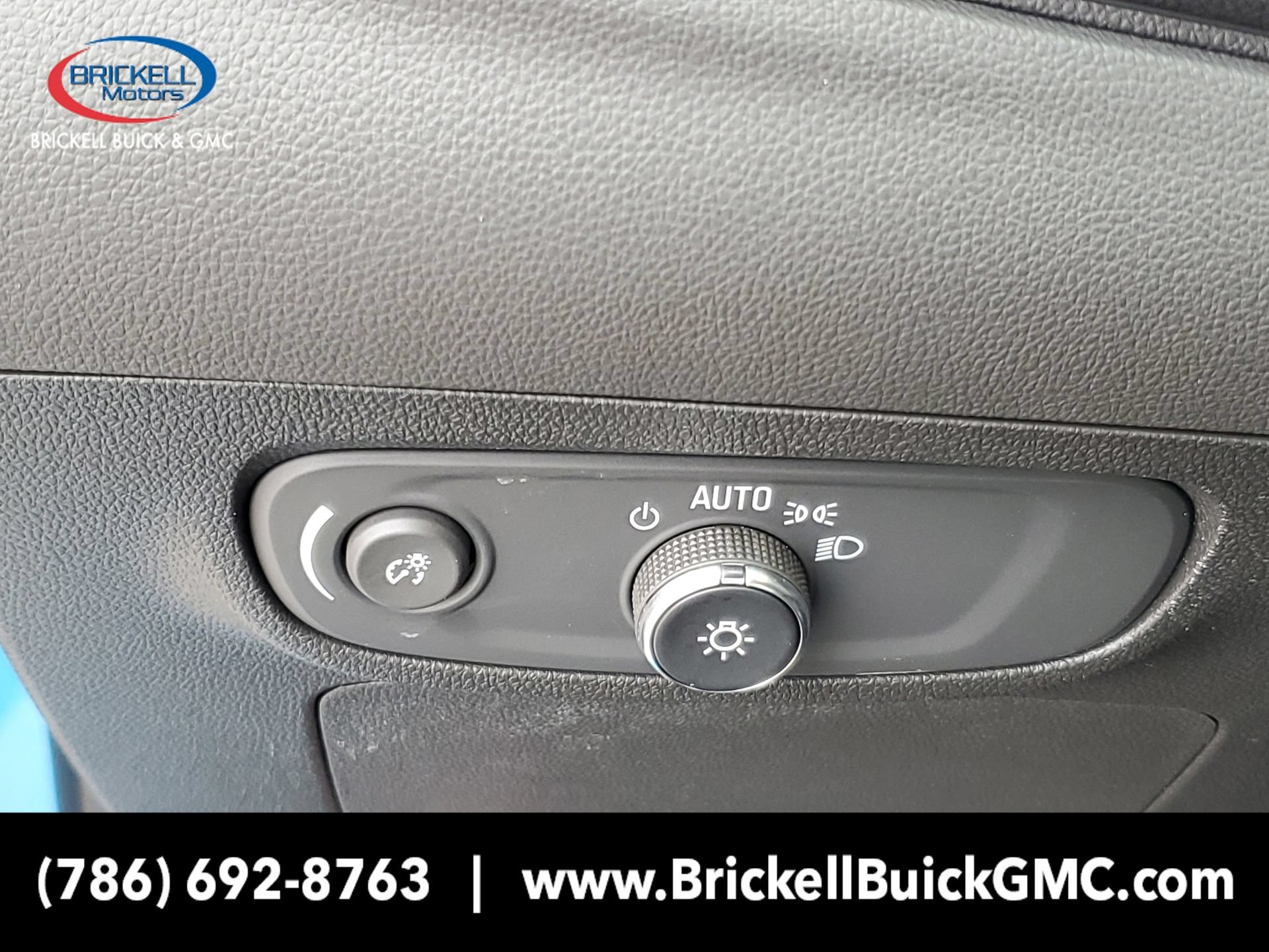 New 2026 Buick Encore GX Sport Touring w/ Advanced Technology Package FWD image 21