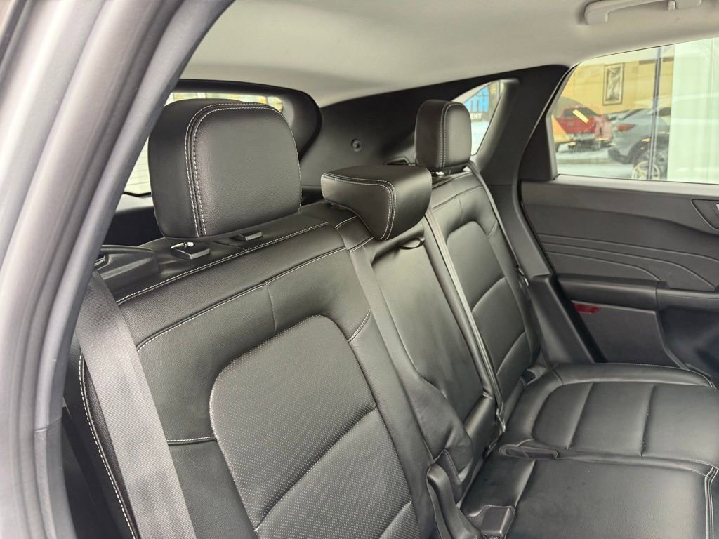 Used 2022 Ford Escape SEL image 23