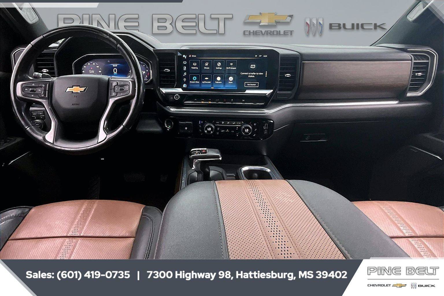 Used 2024 Chevrolet Silverado 1500 High Country w/ Technology Package AWD/4WD image 14