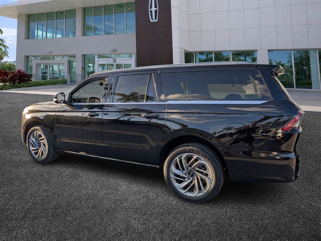 New 2026 Lincoln Navigator L Reserve AWD/4WD image 5