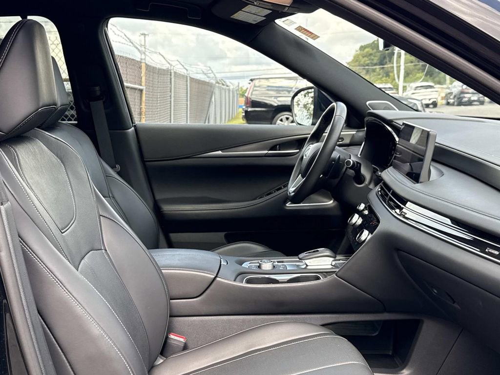 Certified 2025 INFINITI QX60 Luxe w/ Black Edition image 19