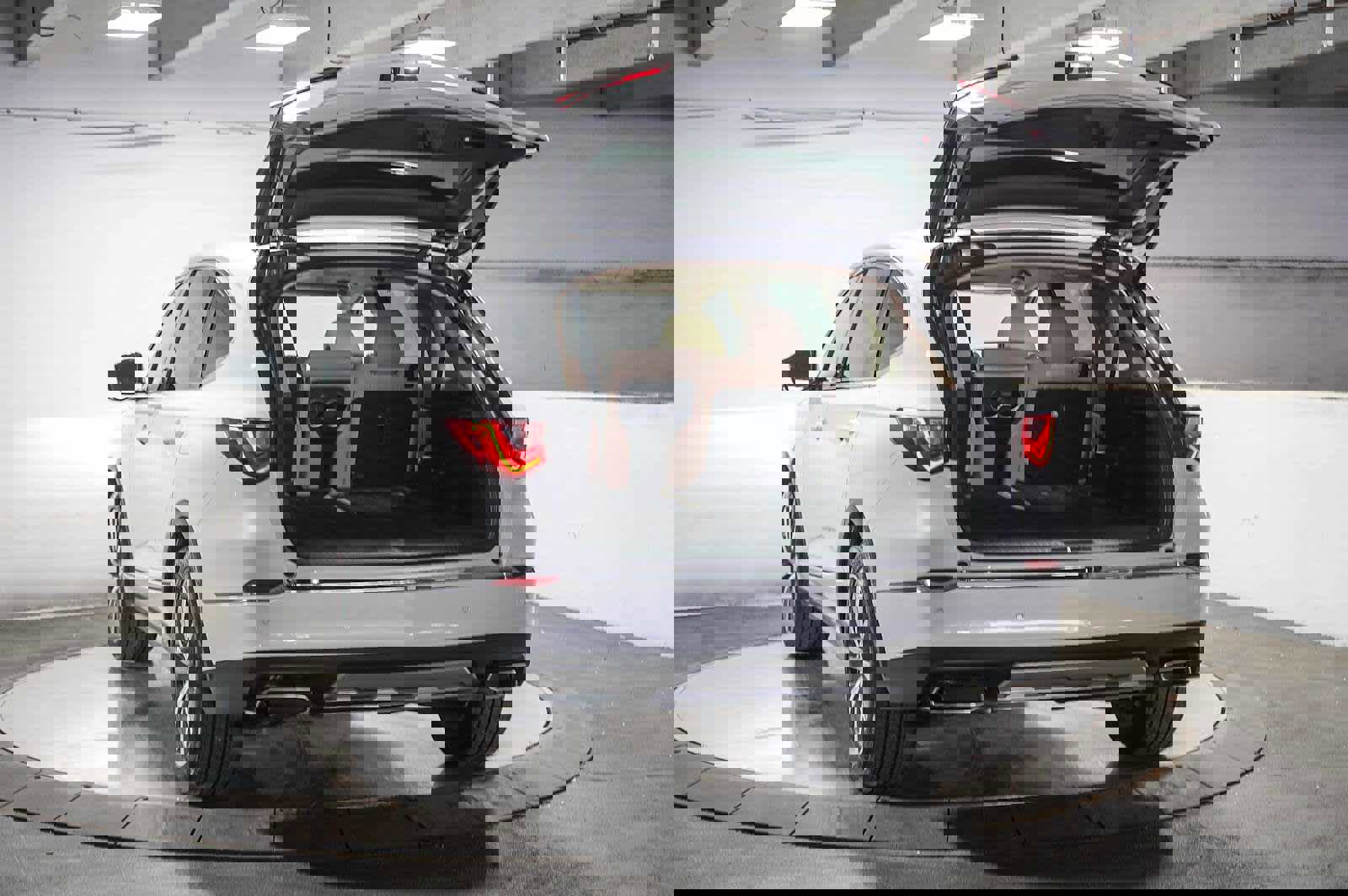 Used 2025 Acura MDX FWD w/ Technology Package image 30