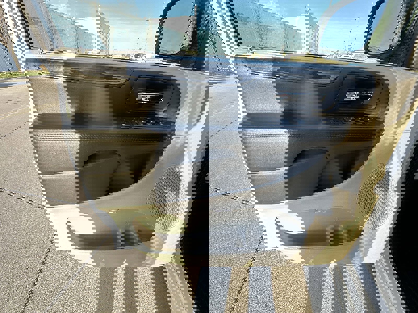 Used 2018 Dodge Grand Caravan SE w/ UConnect Hands-Free Group FWD image 19