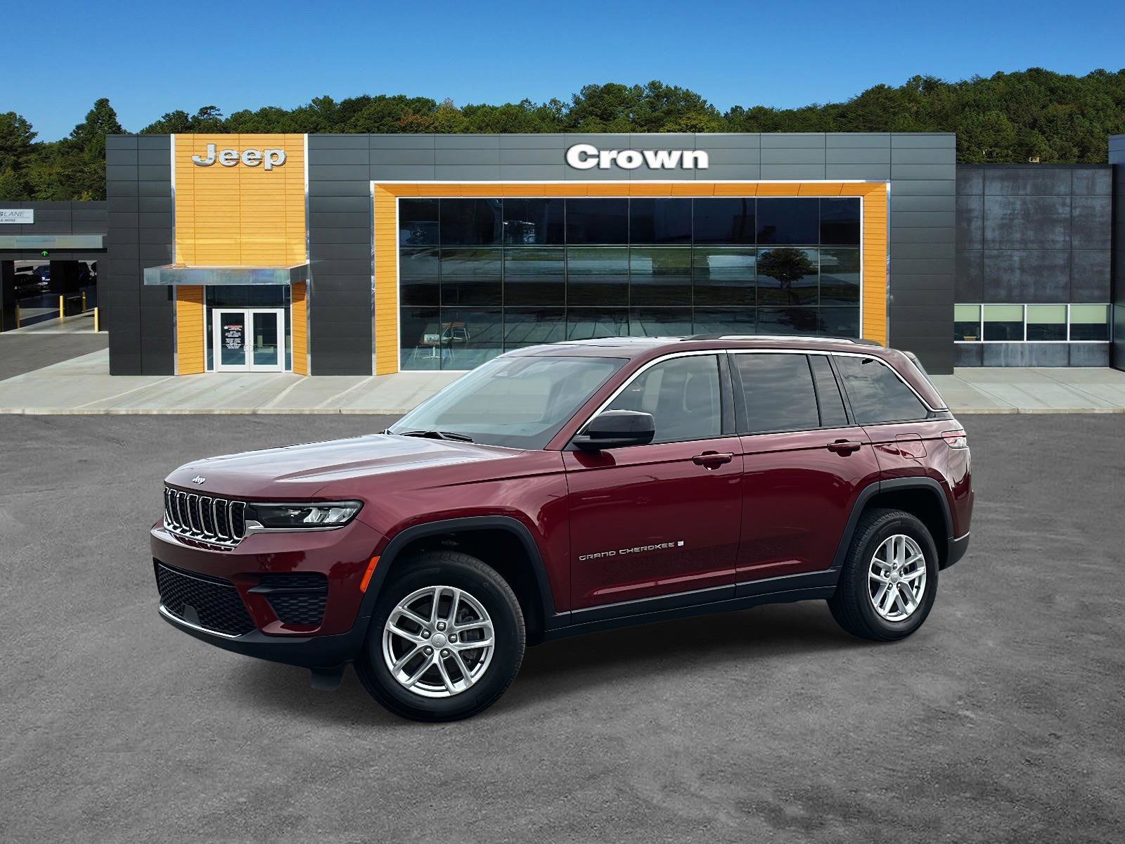 Certified 2023 Jeep Grand Cherokee Laredo w/ Trailer Tow Prep Group (B)