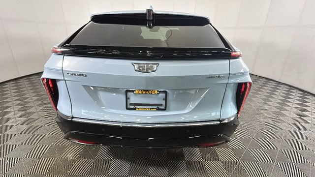 Used 2024 Cadillac Lyriq Tech AWD/4WD image 3