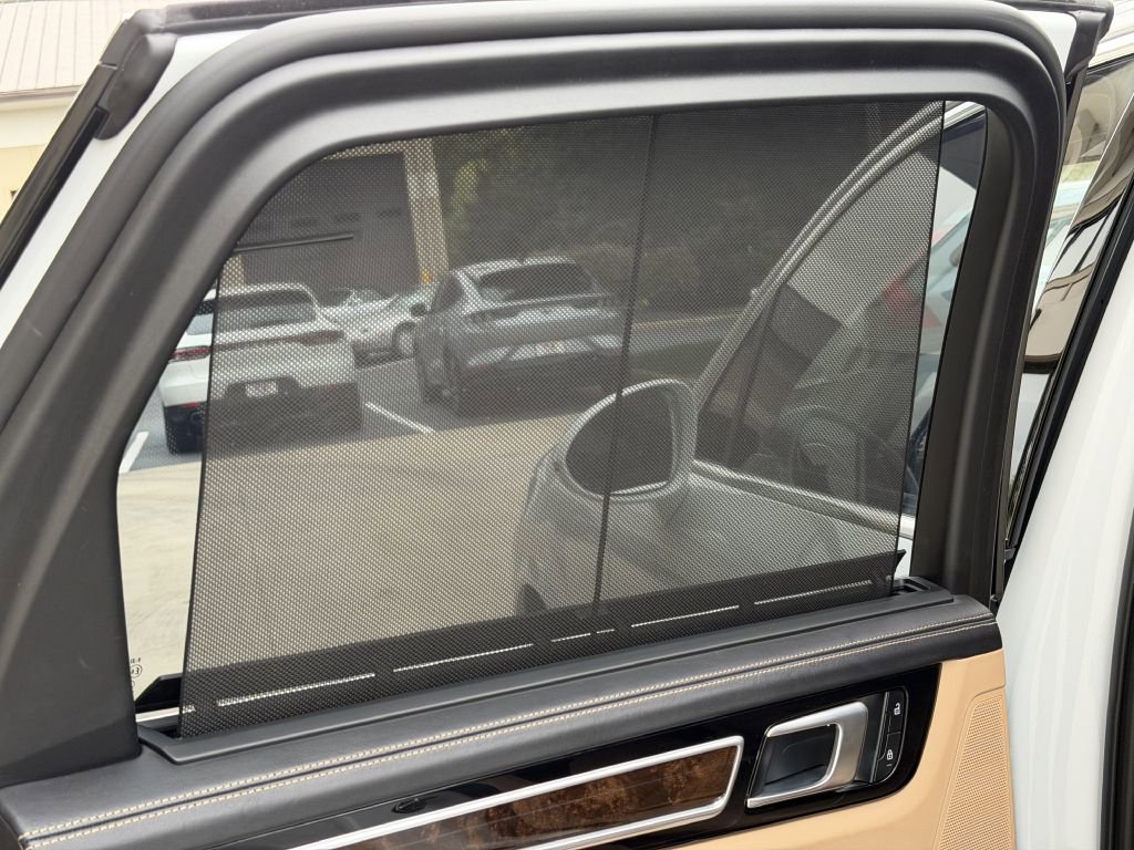 Used 2022 Porsche Cayenne Turbo w/ Premium Package Plus image 31